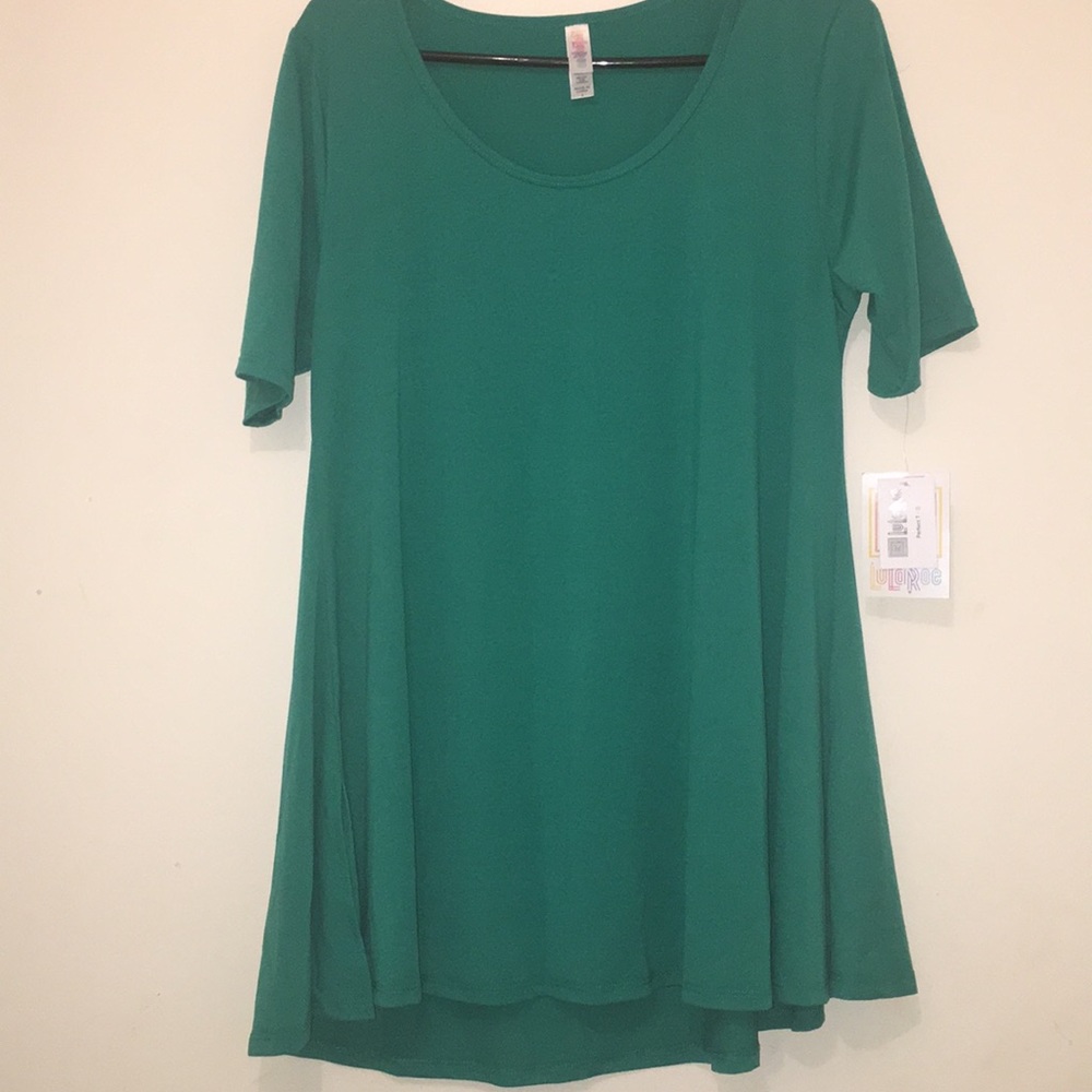 LulaRoe Perfect Tee Size Small